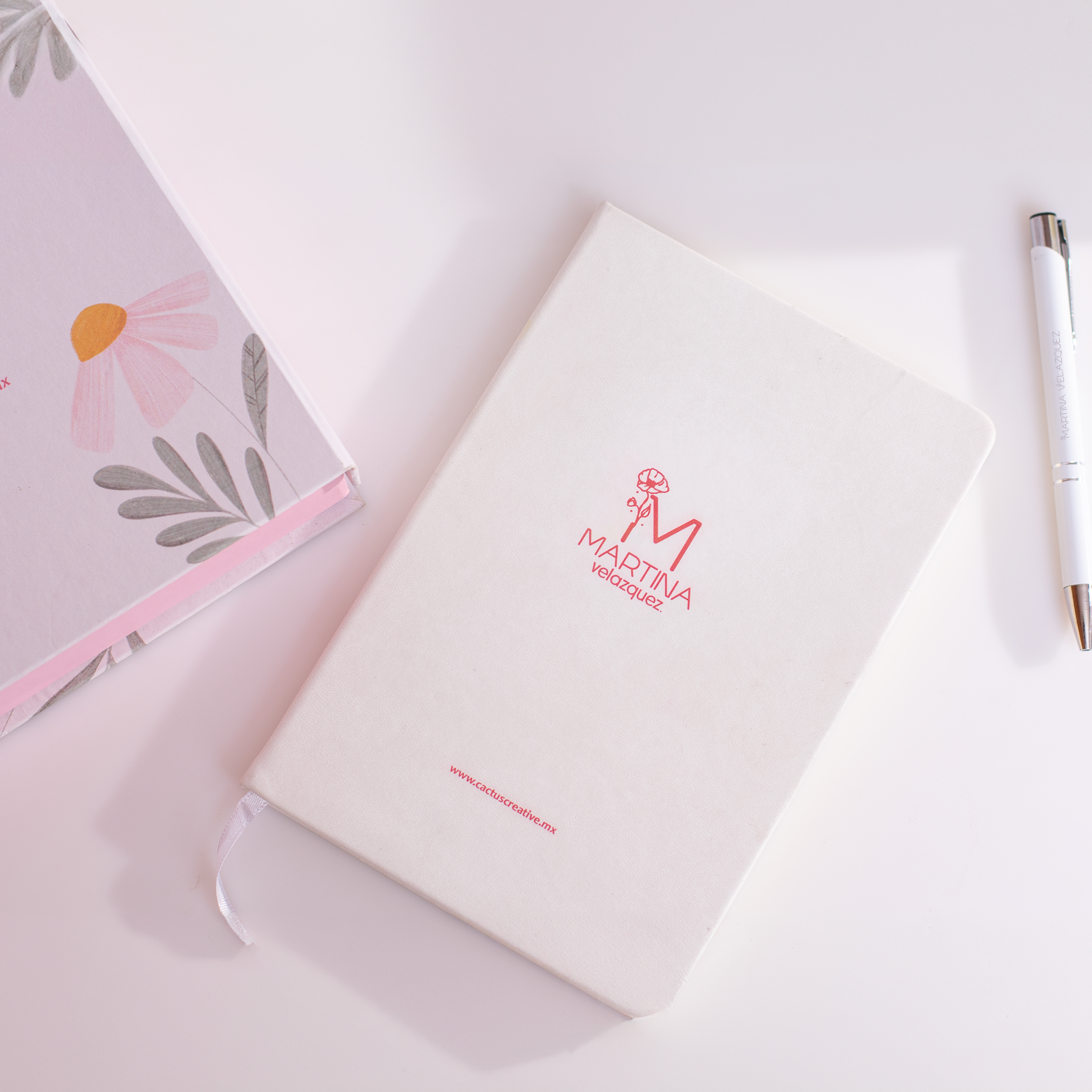Libreta + Pluma Mom